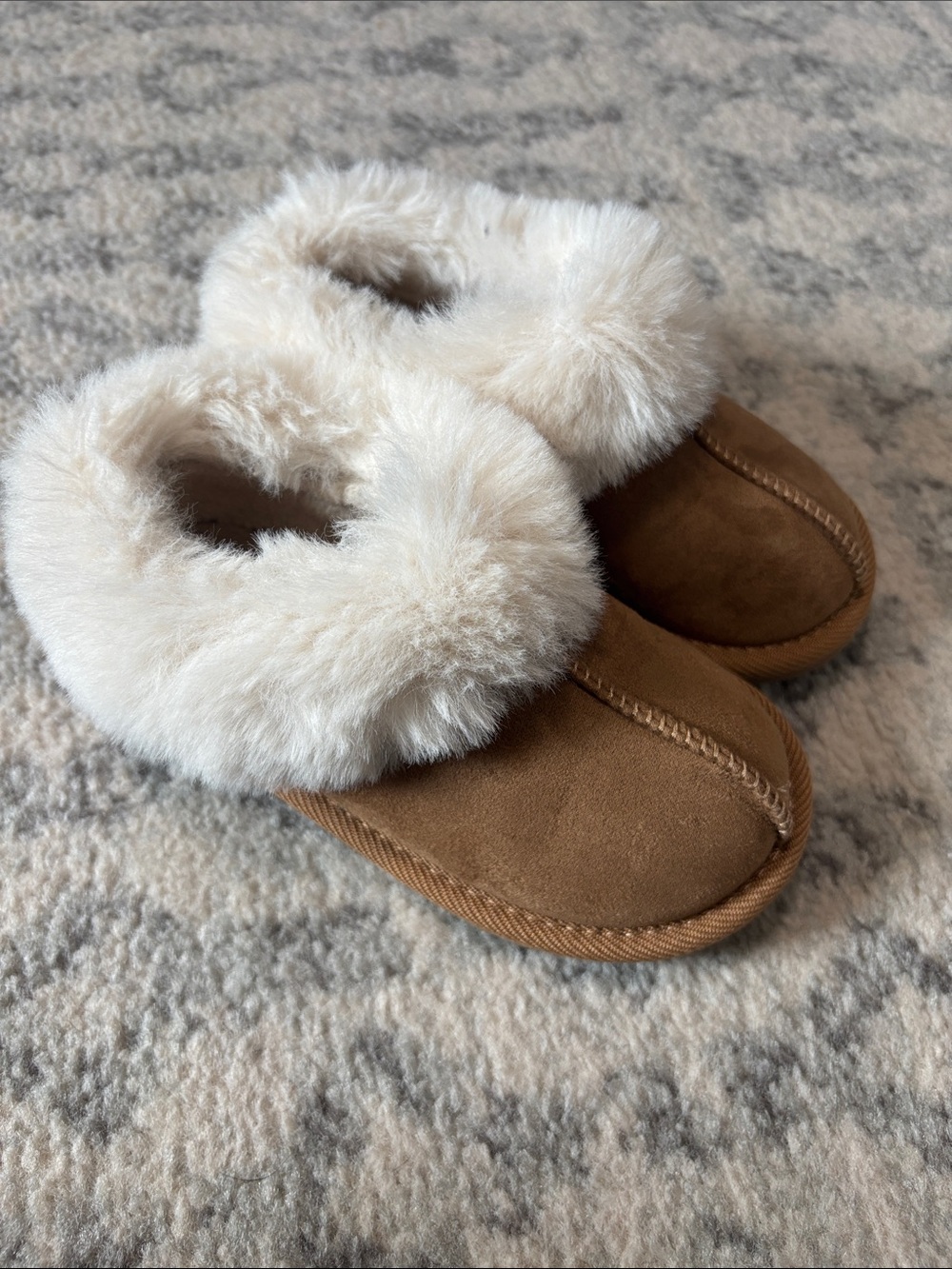 Cat & Jack Fur Lined Slip-on Slippers
